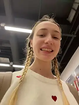 lia__love (F teen) - Kiss my pussy with vibes 💋