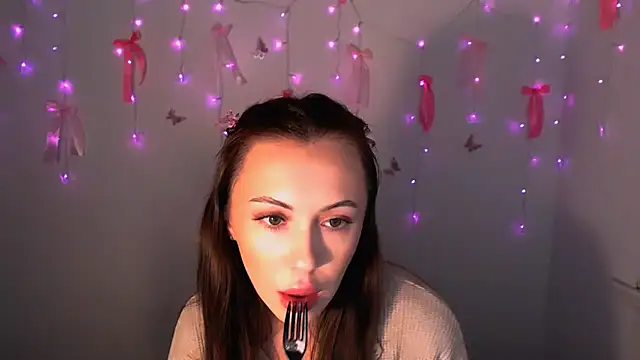 Nikonara_Love webcam