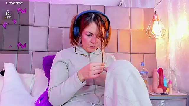 antoneella_jones webcam