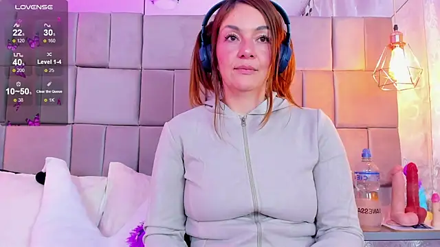 antoneella_jones webcam