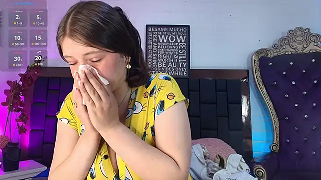 Krystal_Heartss webcam