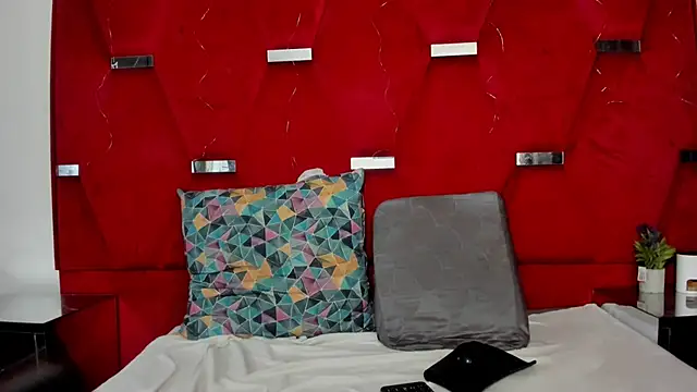 Emmaanddarling webcam