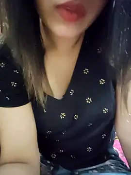 Webcam Model (Tanha18)  is live.Free join now!