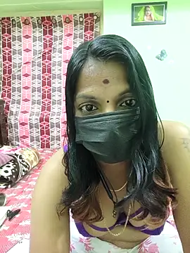 Tamil_Ishu webcam