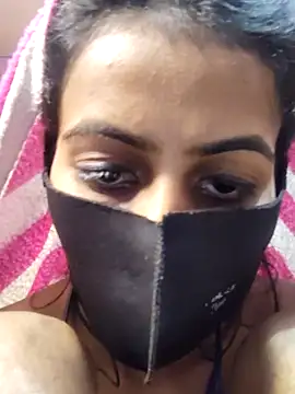 Thaper_Meera2 webcam