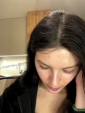 little_belucci webcam