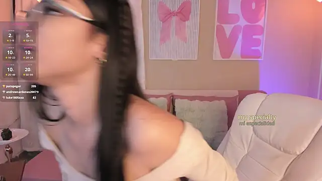 MarianaaDooll webcam