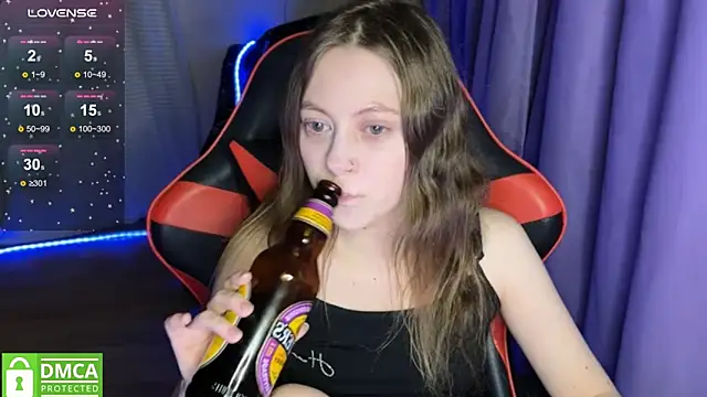 Natural_babe666 webcam