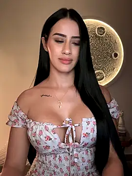 sarahhsmitth1 (F young) - I WANT TO FEEL YOU- TOUCH ME