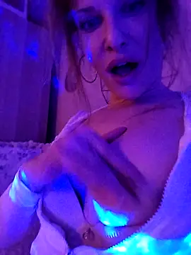 Luna_Kitanna Live Webcam on Stripchat