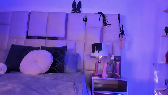 Violett_Sinclair webcam