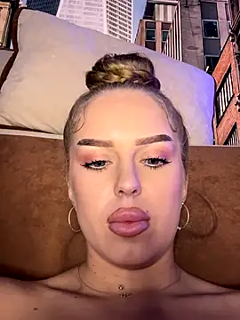 AubrieleRouj1 webcam