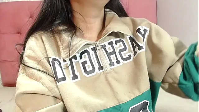 CarolineBrunx webcam