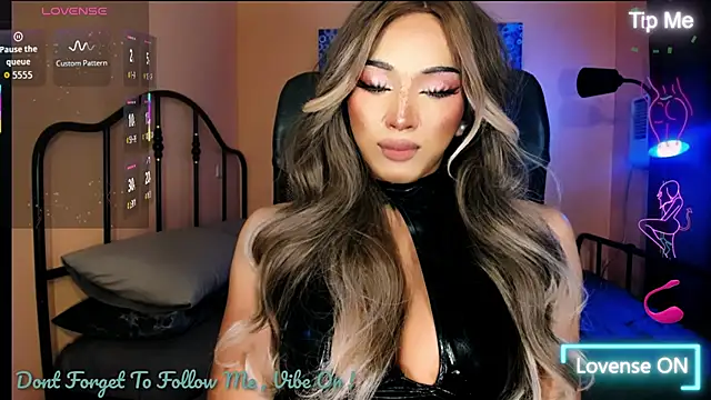 xUrGoddess_Bellax webcam