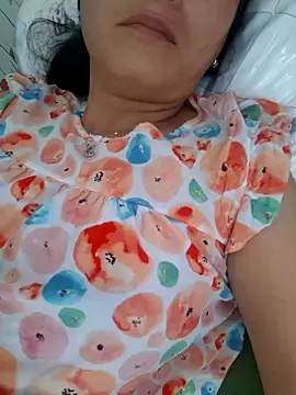 Baby-sexytits18 webcam