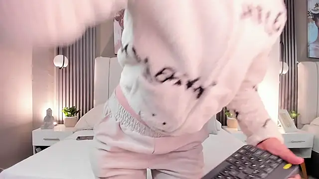 GiannaColling1 webcam