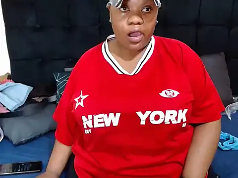 CaramelBootty webcam