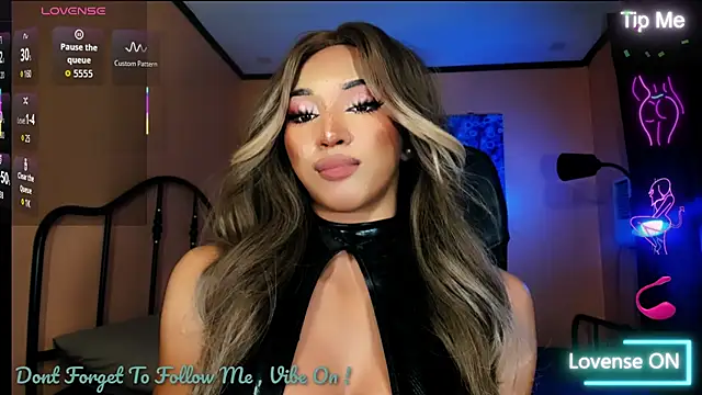 xUrGoddess_Bellax webcam