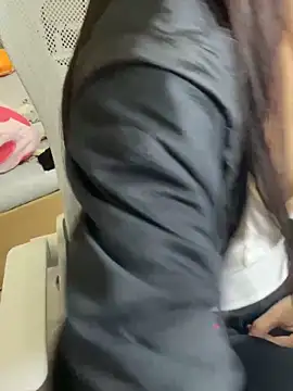 mina048 - Mina048's free webcam