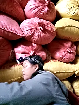 minnakutew20 - Minnakutew20's free webcam