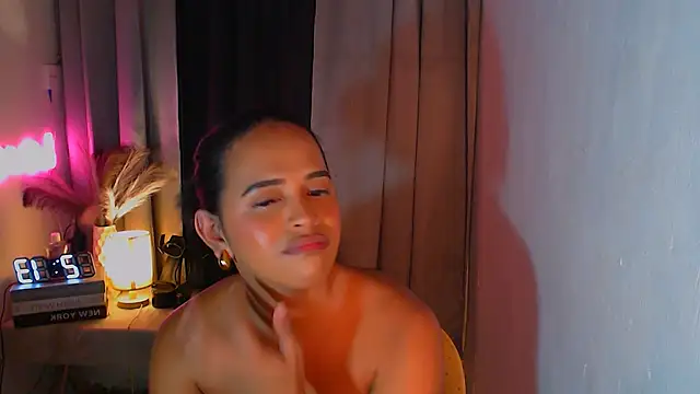 Lorainnelustts webcam