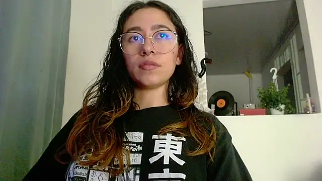 maam_ine - Maam_Ine's free webcam