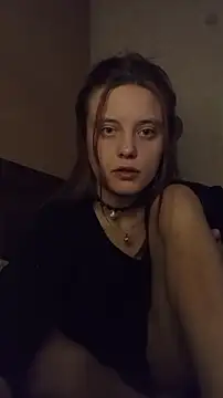 AlicePill webcam stripchat model stream image