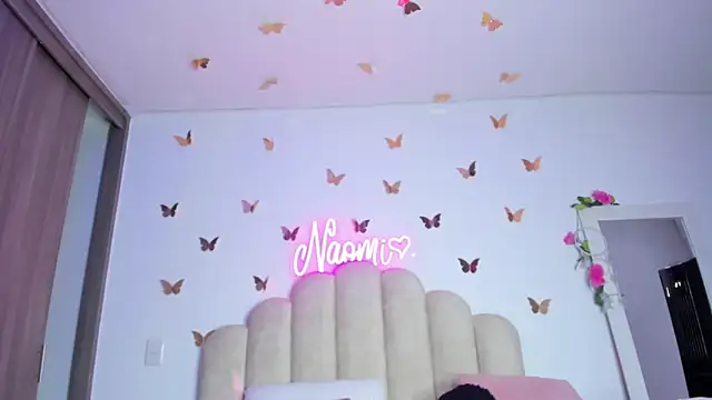 naomiasha - NaomiAsha's free webcam