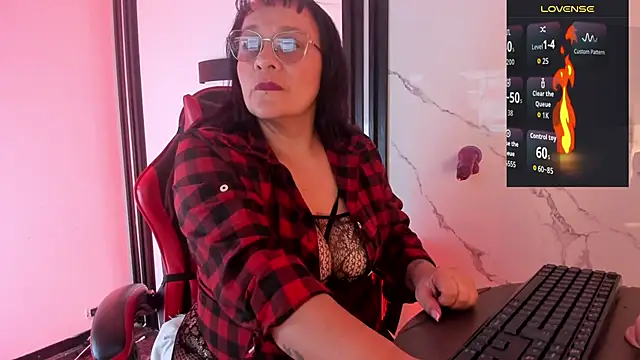 madame_lucy_ - Madame_lucy_'s free webcam - UK Sex Cams