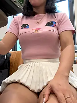 chun_ae95 - Chun_Ae95's free webcam