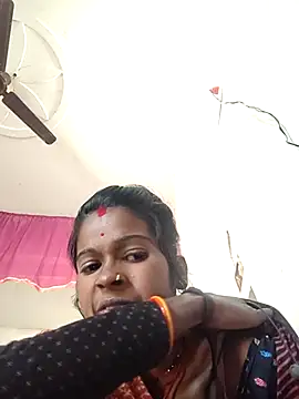 co_punam - Co_punam's free webcam