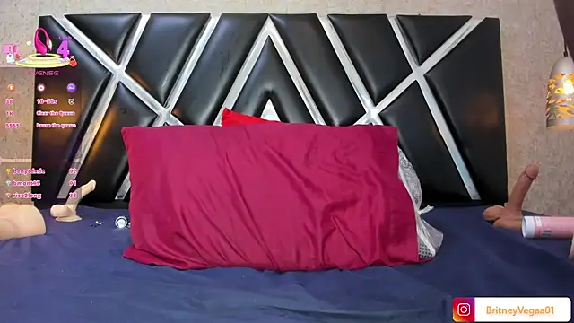 BritneyVega webcam