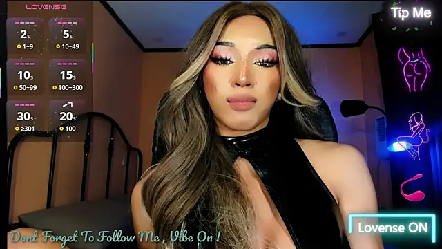 xUrGoddess_Bellax webcam
