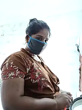 MaaliiiPonuTamil webcam