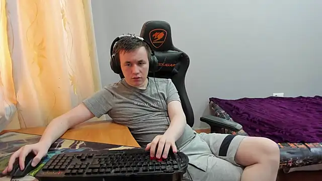 iliaskrislove webcam