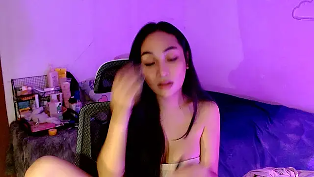 SweetLilly_18 webcam