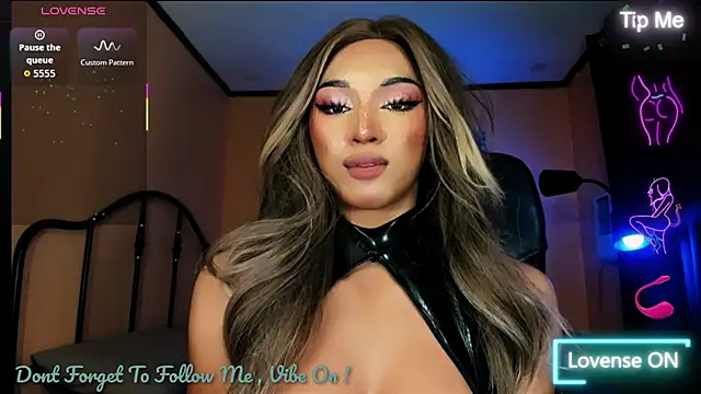 xUrGoddess_Bellax webcam