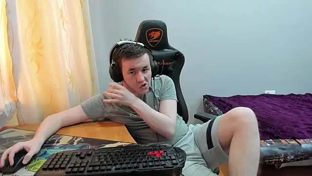 iliaskrislove webcam