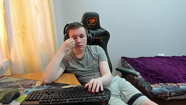 iliaskrislove webcam