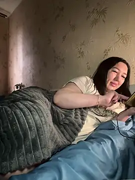 Naughtbaby_2025 webcam