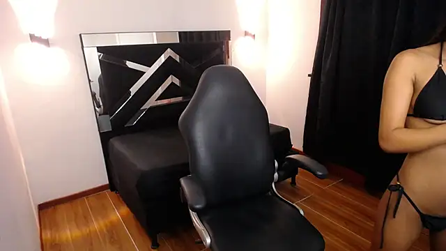 MarianaRojas_ webcam stripchat model stream image