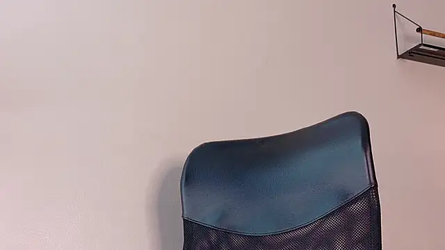 TiffValentinee_ webcam