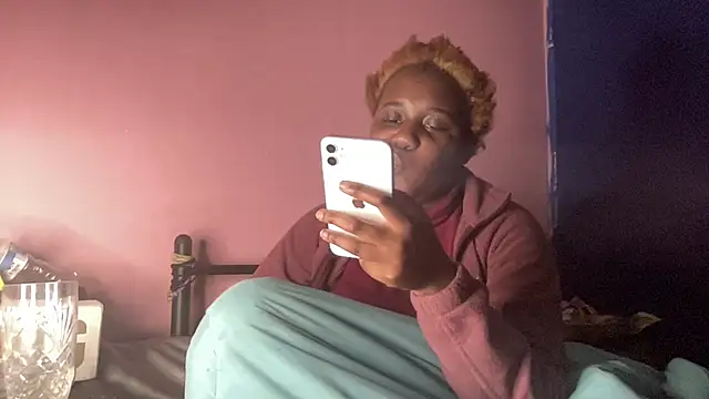 queenalliyahalecia webcam