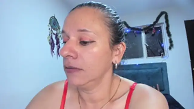 sofi_saliva2511 webcam