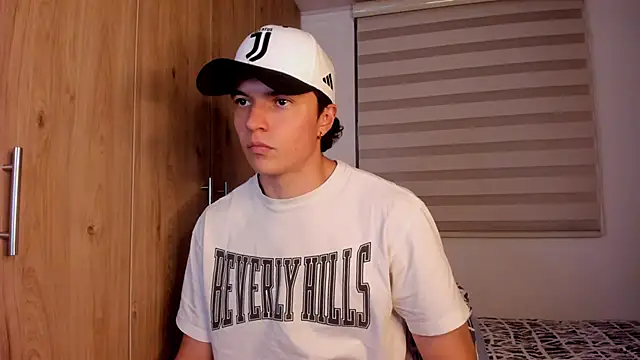 Mastrangelo_xxx webcam