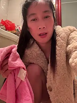 crhong666 - Crhong666's free webcam - UK Sex Cams