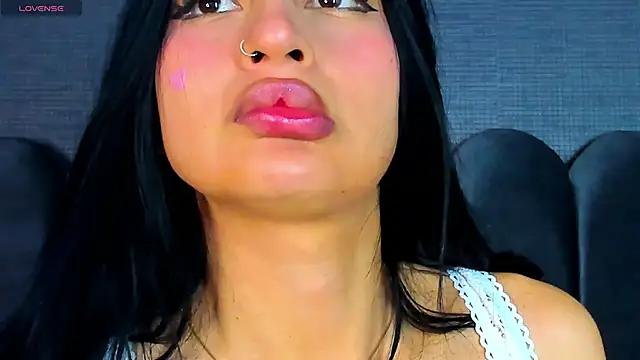 nicolette_ks_ - Nicolette_ks_'s free webcam