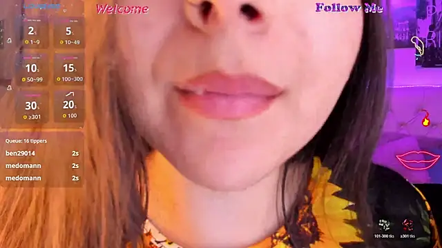 Roxxanne_Bail webcam