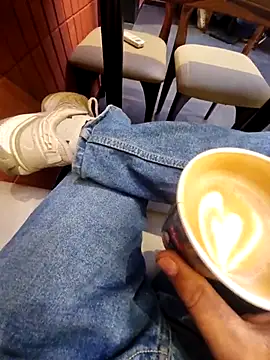 YoursThickDick webcam