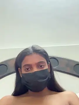 Webcam Model (HeerStd)  is live.Free join now!